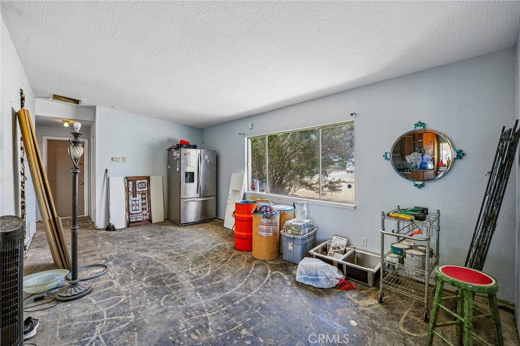 13207 Nicola Road