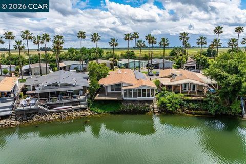 Photo of 193 Oxbow Marina Dr Dr, Isleton, CA 95641 (MLS # 41132359)