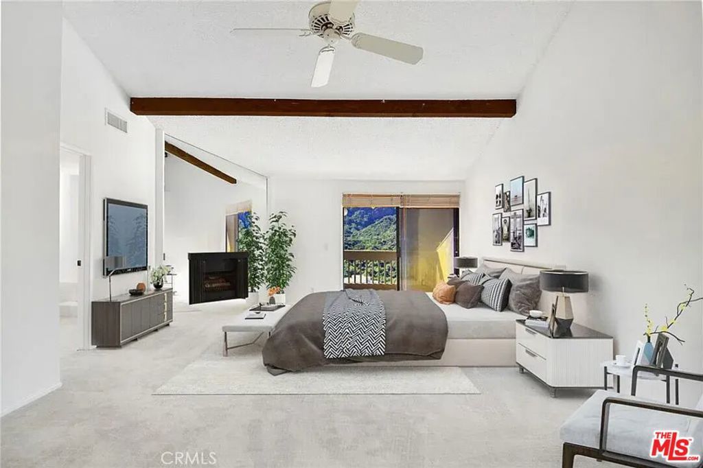 Photo of 1694 Michael Lane, Pacific Palisades, CA 90272 (MLS # 25584137)