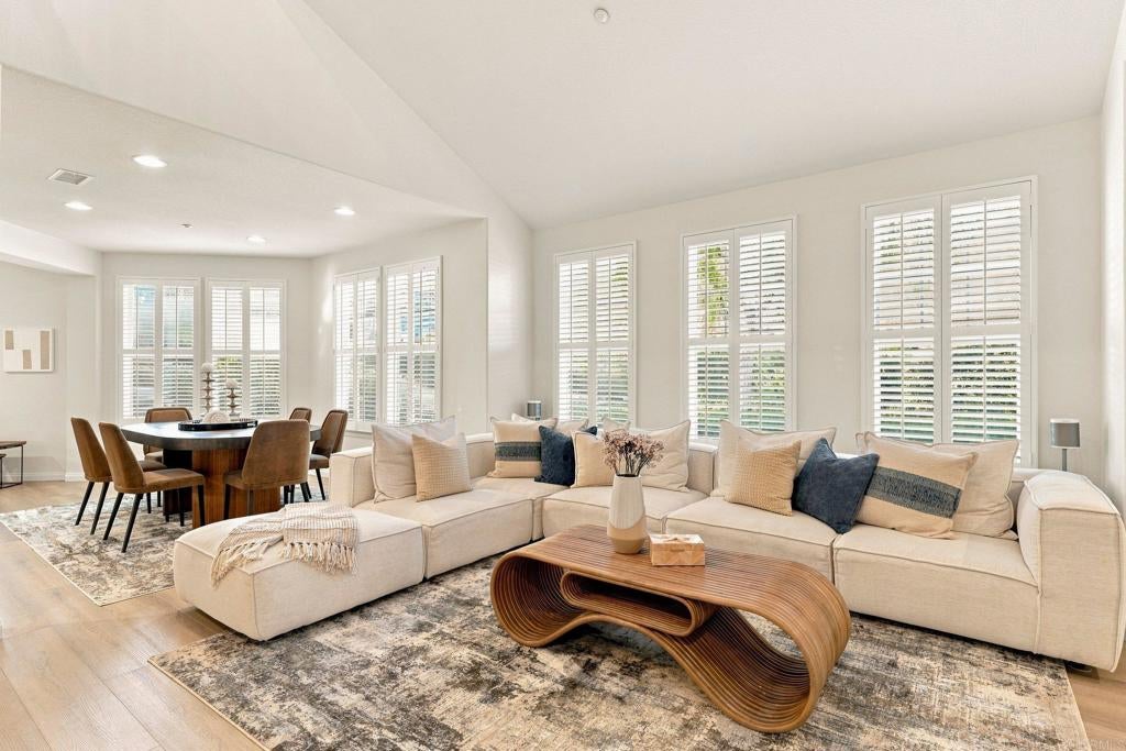 4792 Beachwood Court