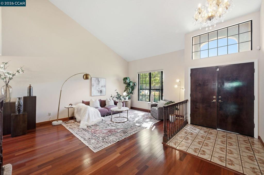 5017 Murchio Dr