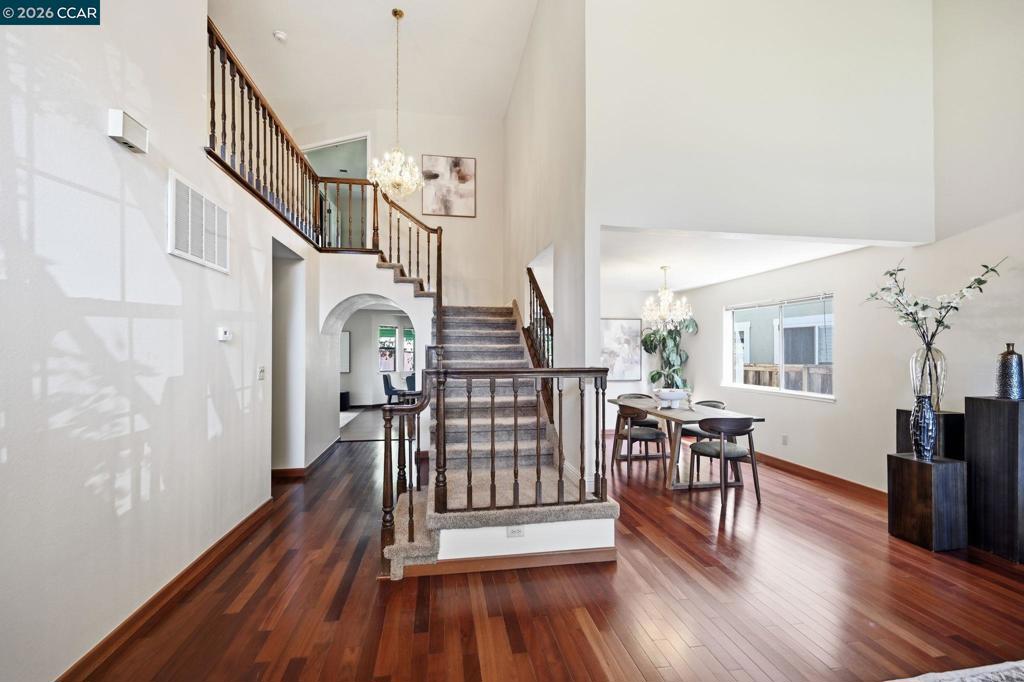 5017 Murchio Dr
