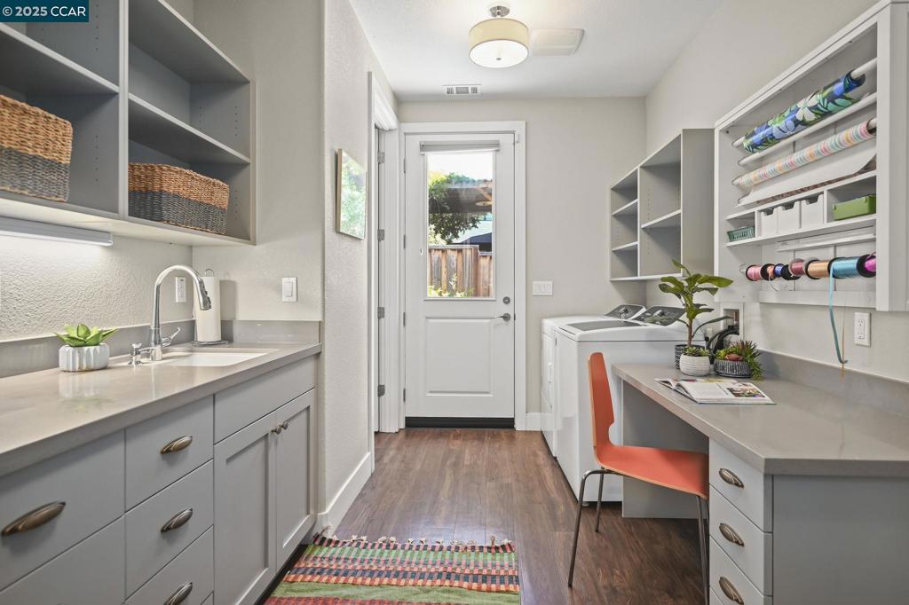 WALNUT HEIGHTS - Residential
