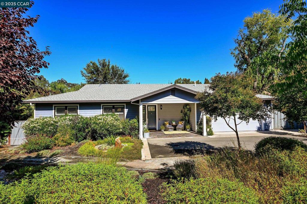 WALNUT HEIGHTS - Residential