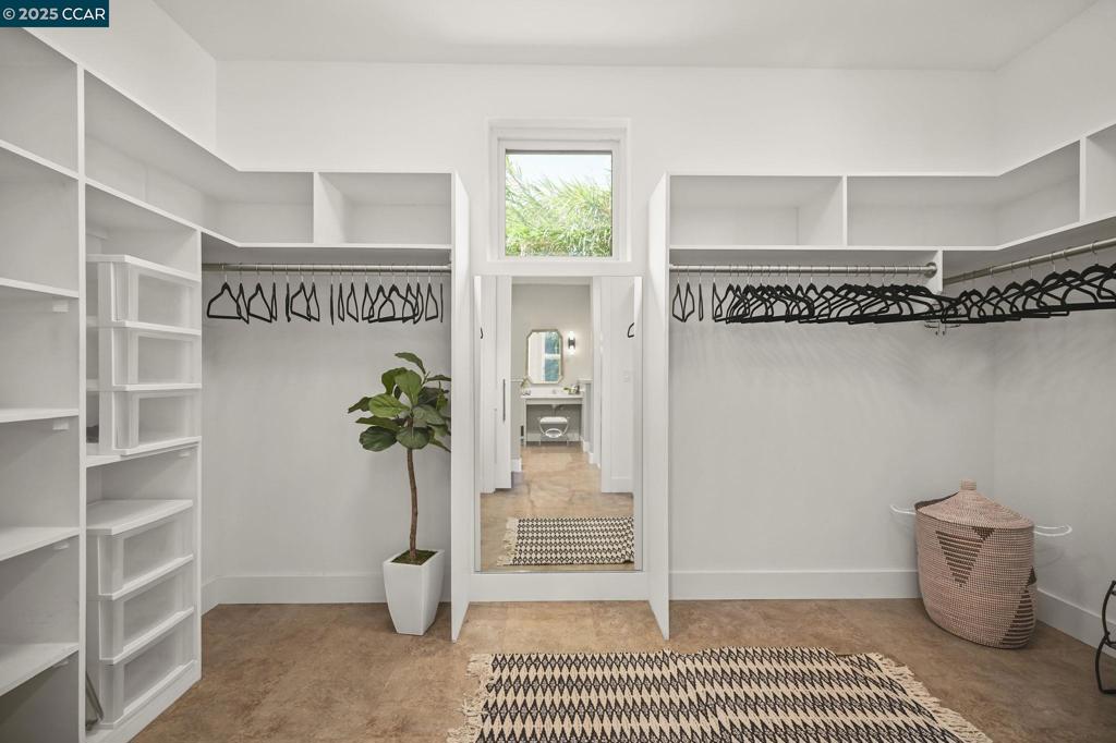 WALNUT HEIGHTS - Residential