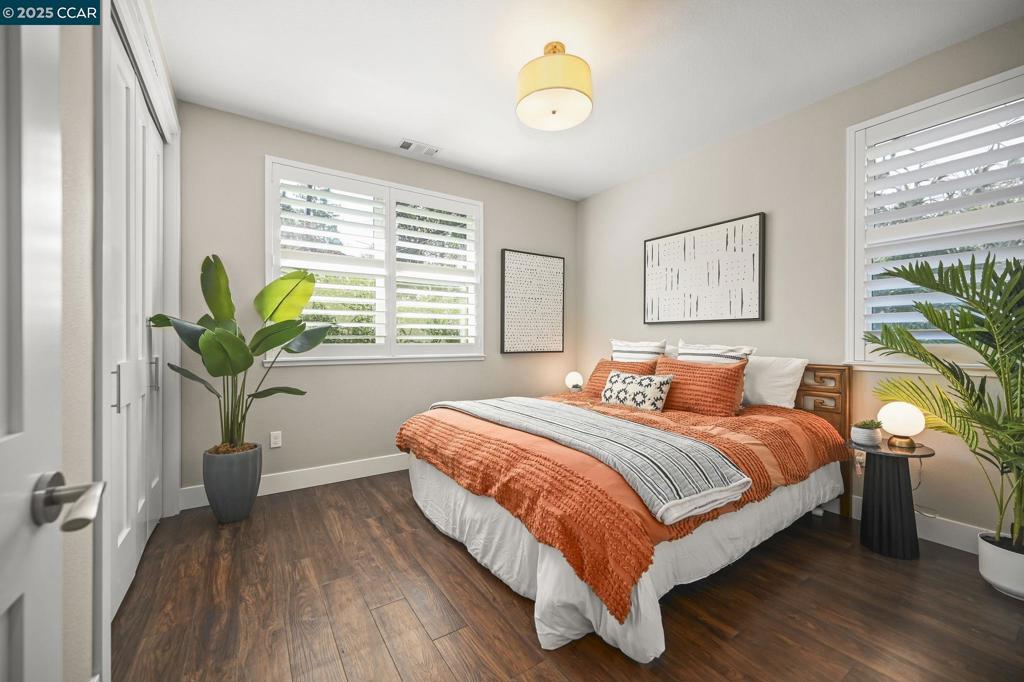 WALNUT HEIGHTS - Residential