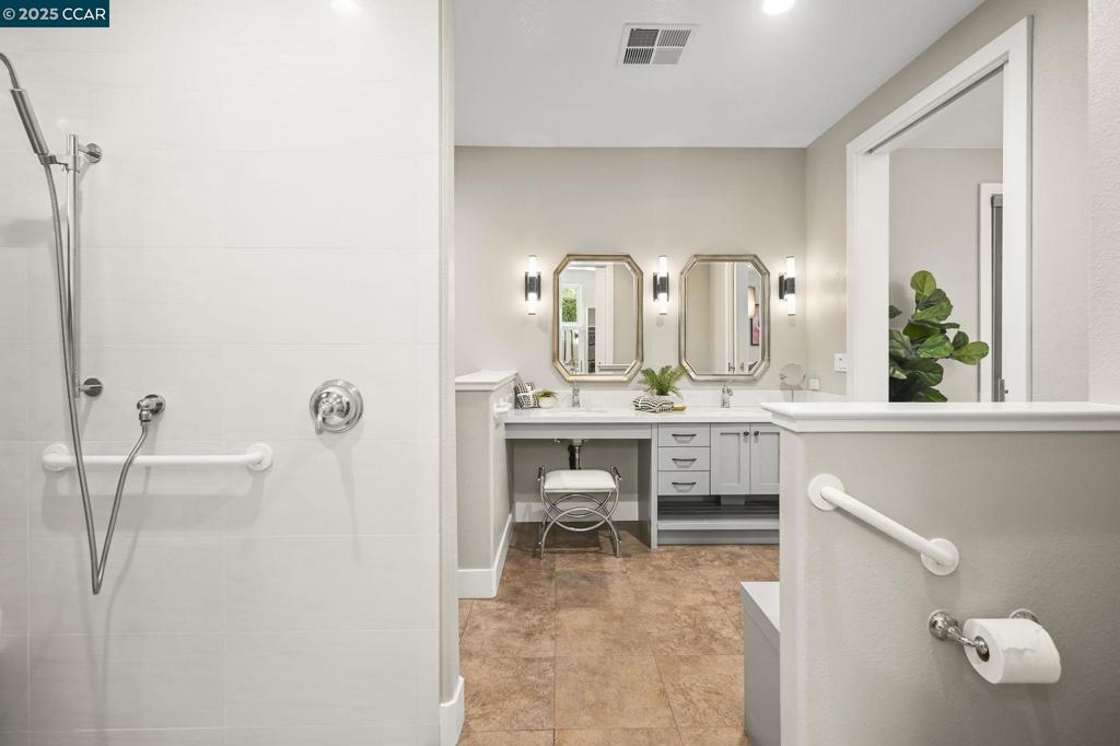 WALNUT HEIGHTS - Residential