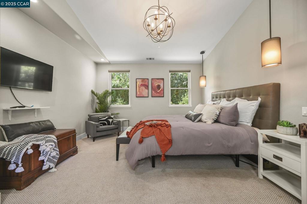 WALNUT HEIGHTS - Residential