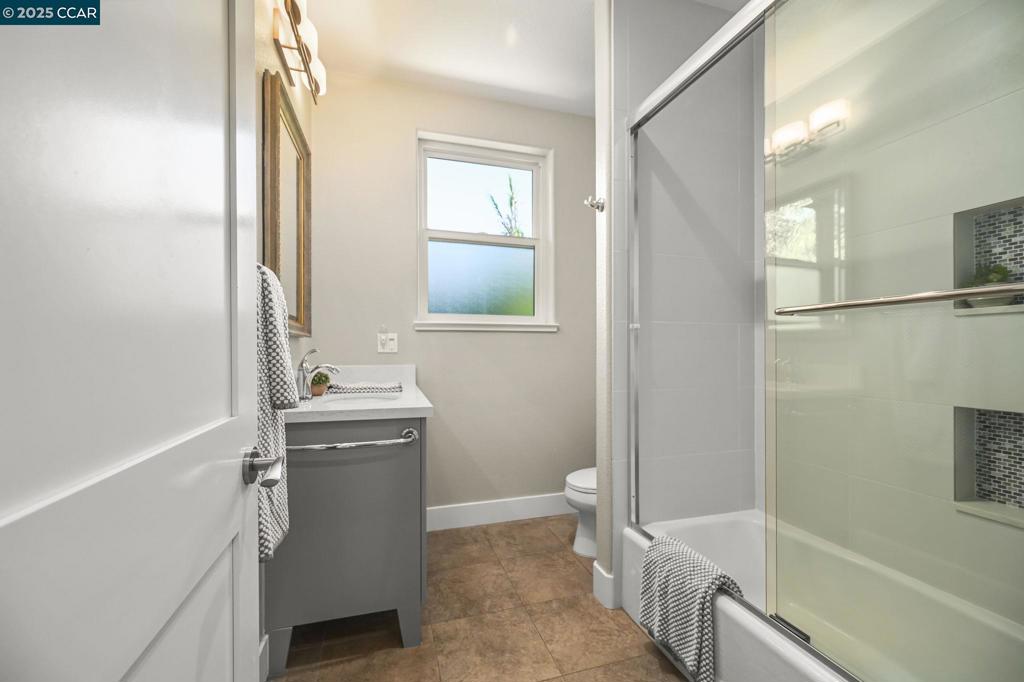 WALNUT HEIGHTS - Residential