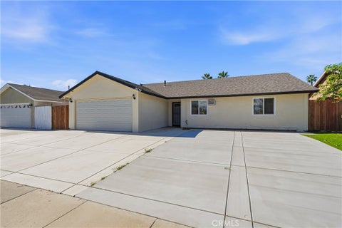 Tiny photo for 13579 Ramsdell Drive, Moreno Valley, CA 92553 (MLS # CV26232715)