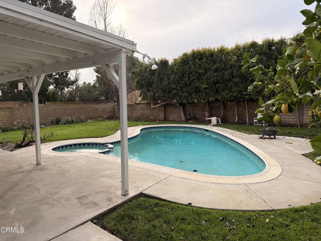 2621 Bitternut Circle