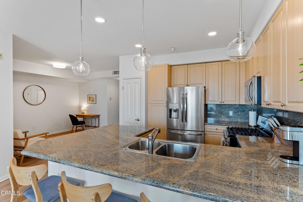 Poli Oaks Pavillion - 5338 - Residential Lease