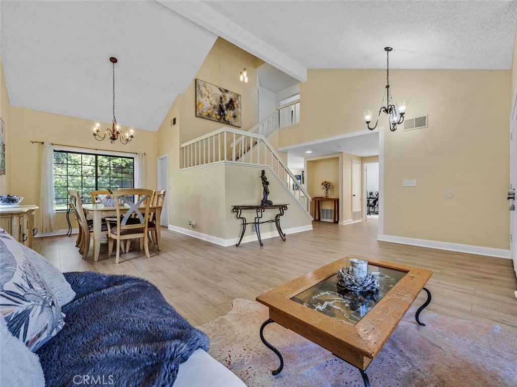 2733 Corte Vera Cruz