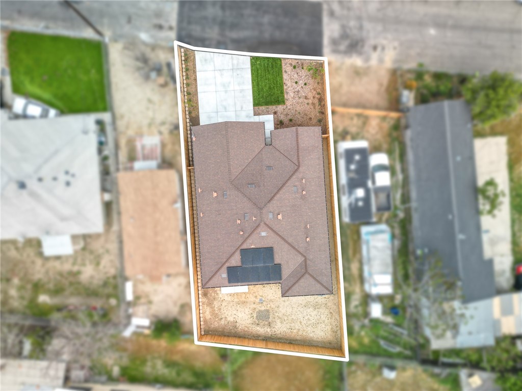 Properties 3 260 W Stephen Street