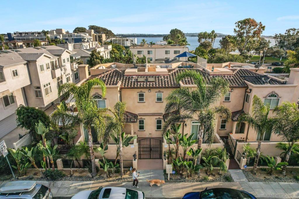 1311 Pacific Beach Dr