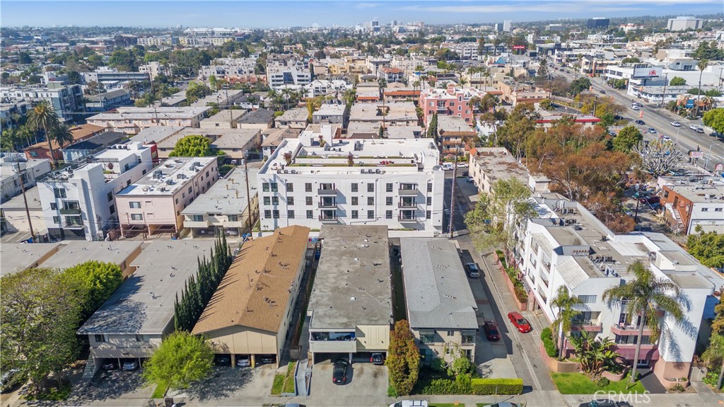 Properties 4 1525 Armacost Avenue