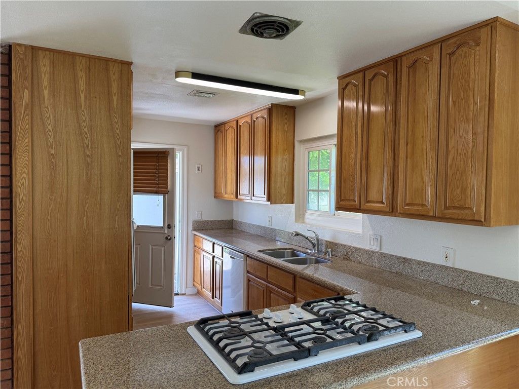 Photo of 2210 W Coronet Ave, Anaheim, CA 92801 (MLS # OC26087830)