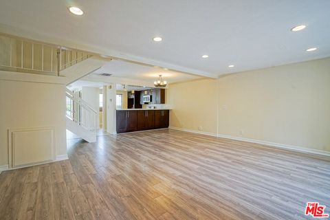 Photo of 5760 OWENSMOUTH Avenue #14, Woodland Hills, CA 91367 (MLS # 26673201)
