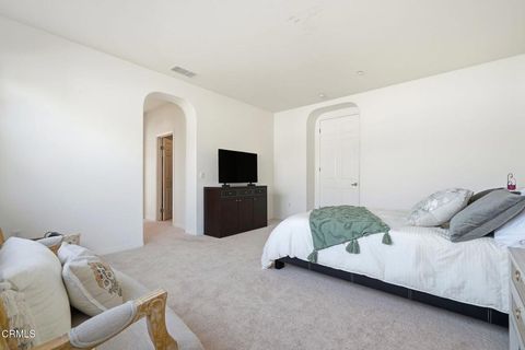 Tiny photo for 3325 Eagle Bend Lane, Oxnard, CA 93036 (MLS # V1-33342)