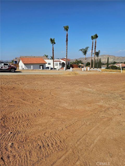 Photo of 1694 Hayden Ave, Corona, CA 92881 (MLS # IG26094755)