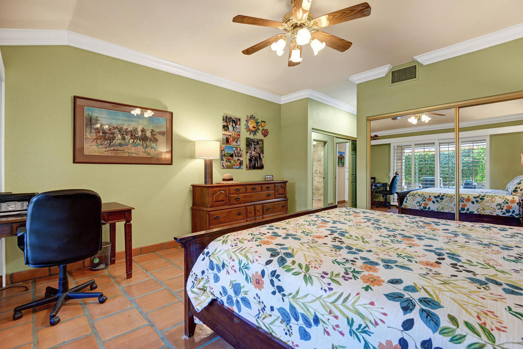 Laguna De La Paz - Residential