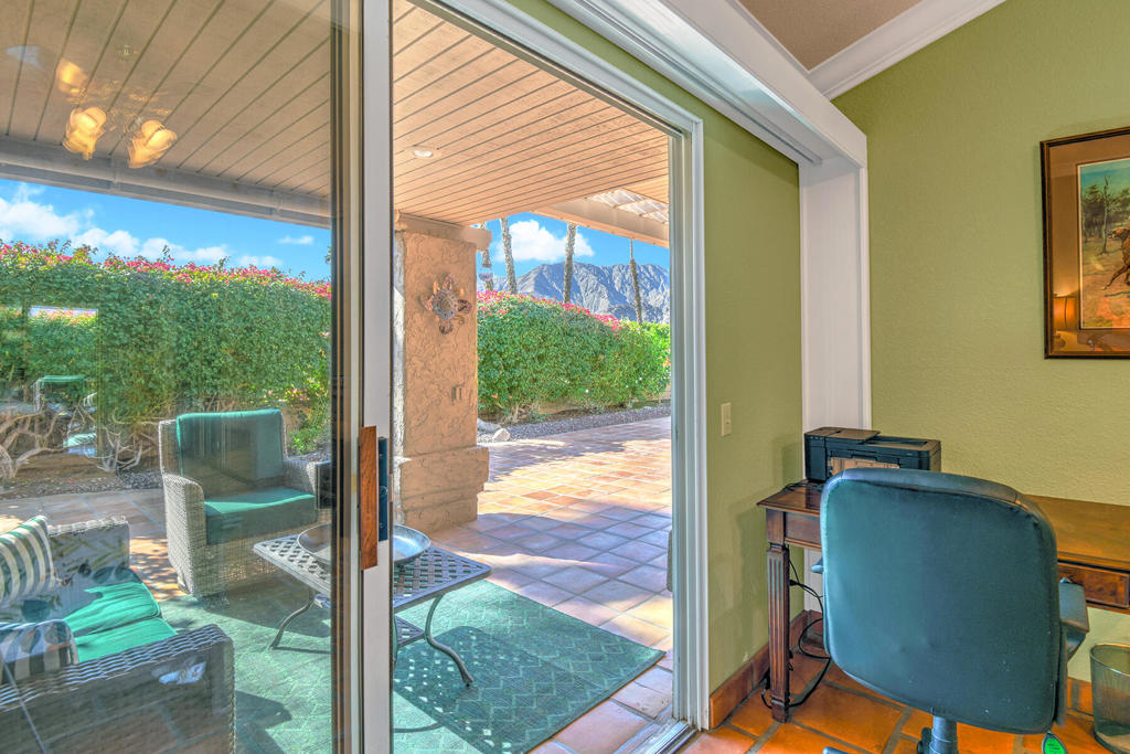 Laguna De La Paz - Residential