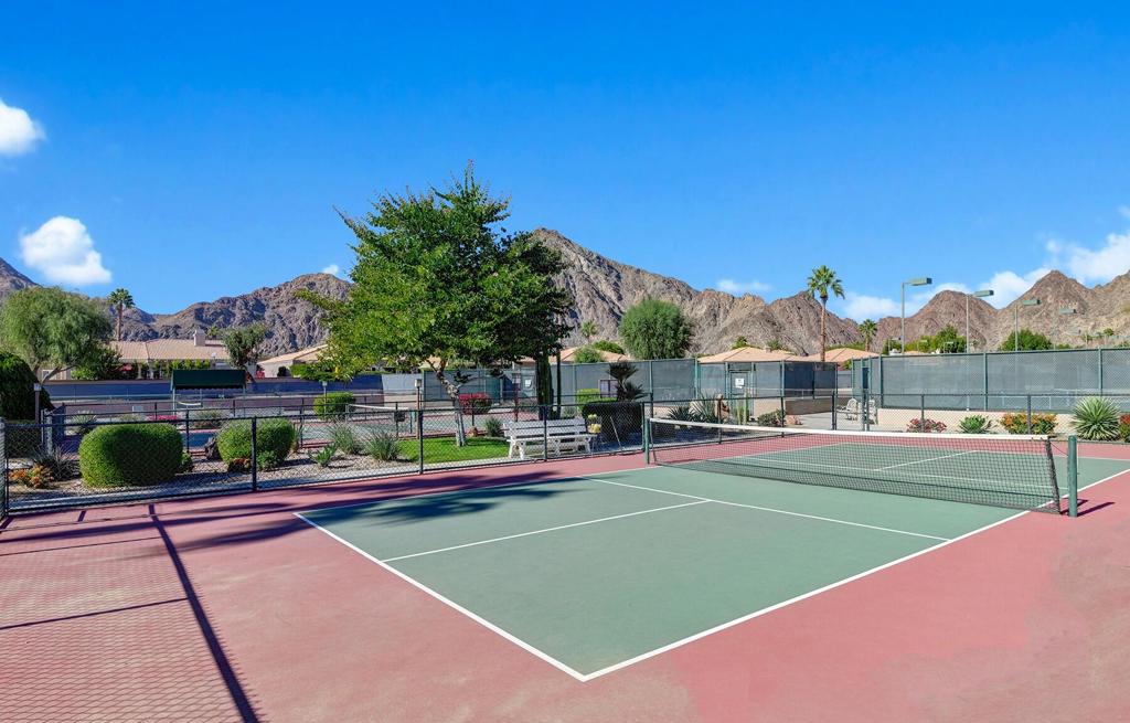 Laguna De La Paz - Residential