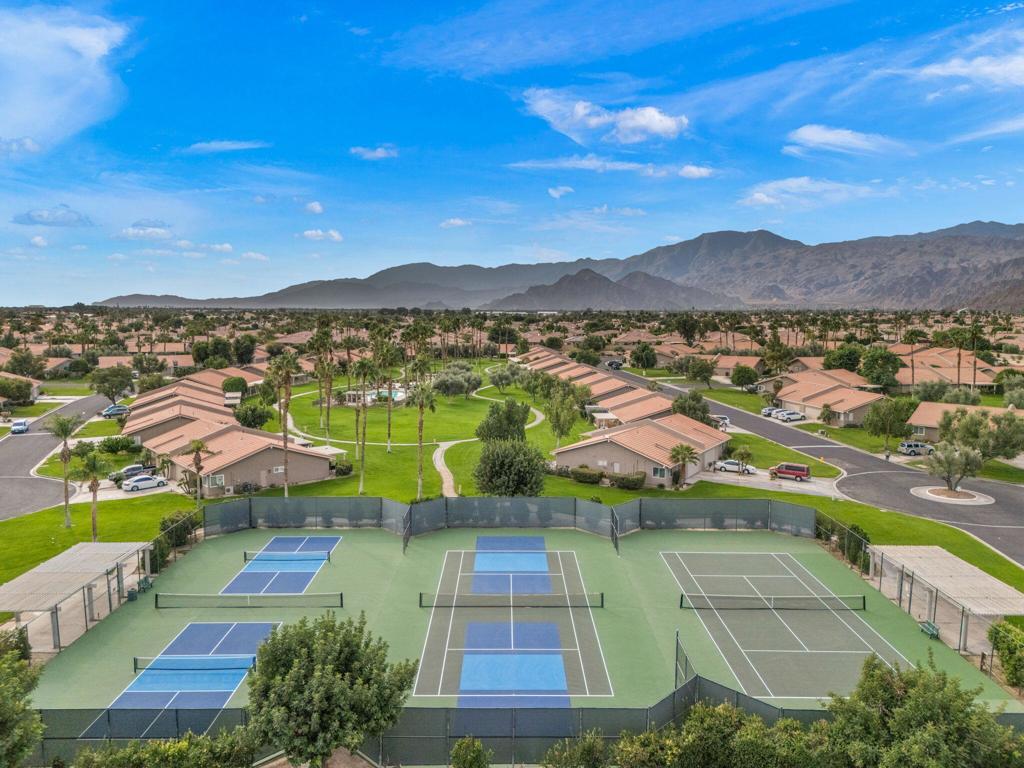 La Quinta Palms - Residential