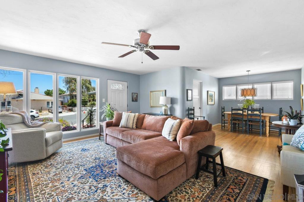 4111 Atascadero Dr