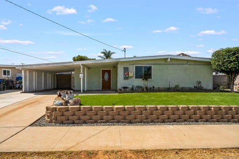 Photo of 831 Hickory Ct. CT, Imperial Beach, CA 91932 (MLS # 260019767SD)