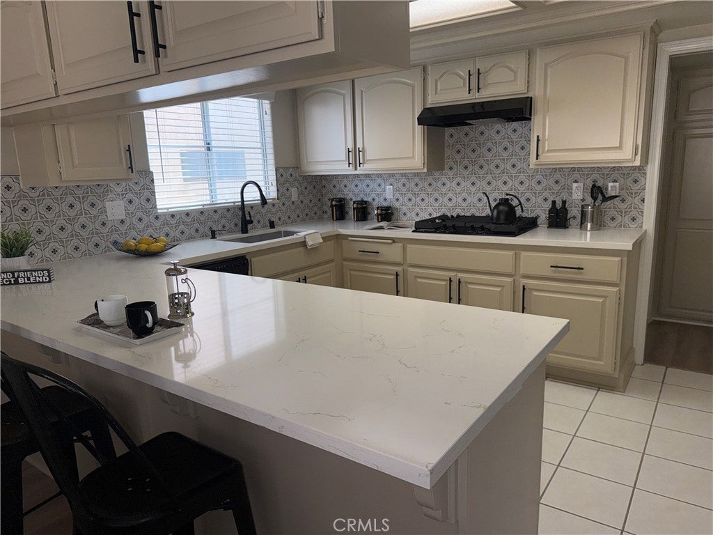 818 S Averill 2