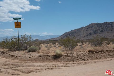 Photo of 0 Barstow Outer Hwy, Lucerne Valley, CA 92356 (MLS # 26829243)