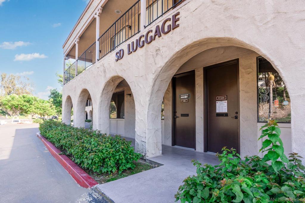 Mission Valley - Land