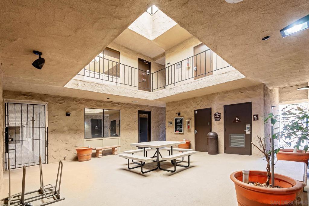 Mission Valley - Land