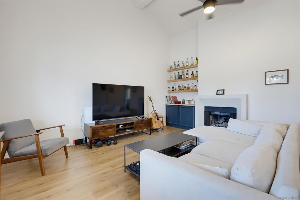 4517 Utah Street 5