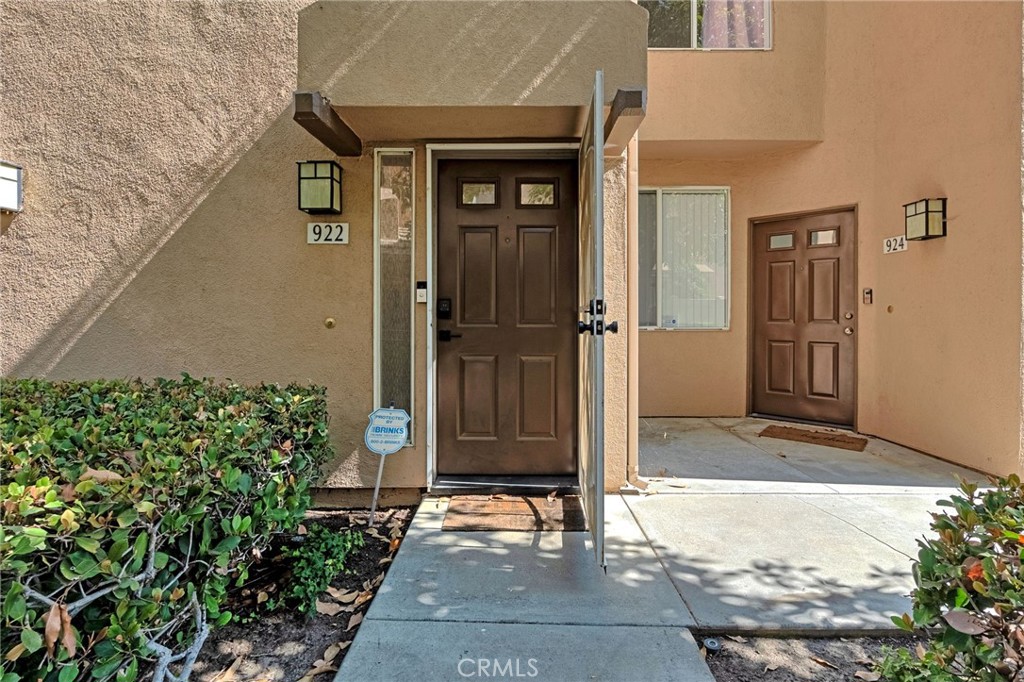 922 S Country Glen Way