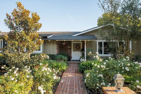 2011 Redberry North Tustin CA 92705