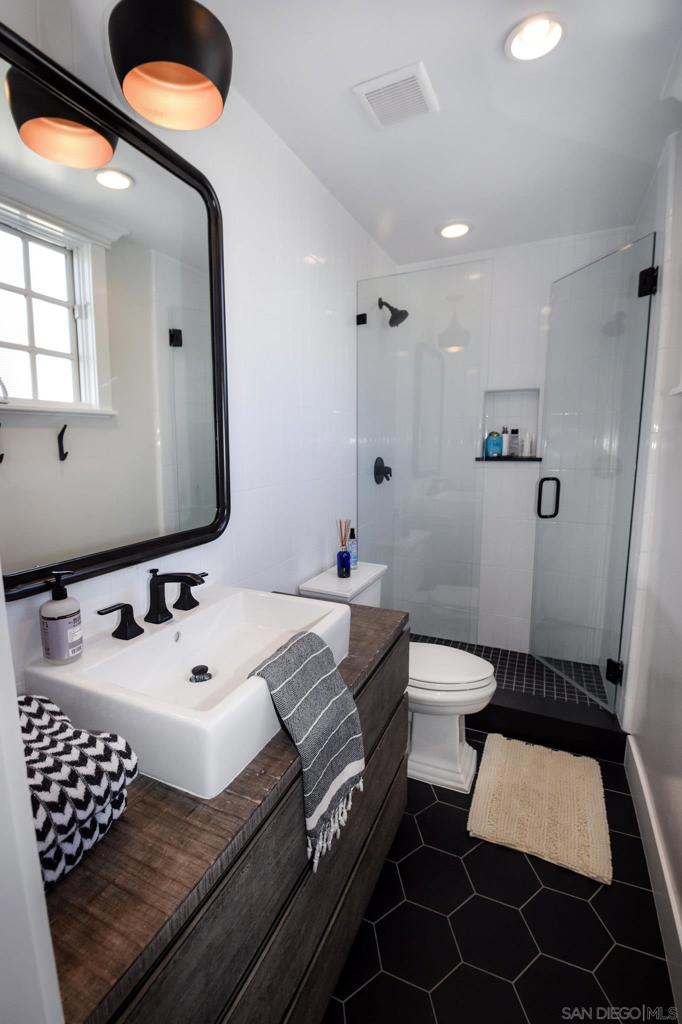Coronado Village - Residential Lease