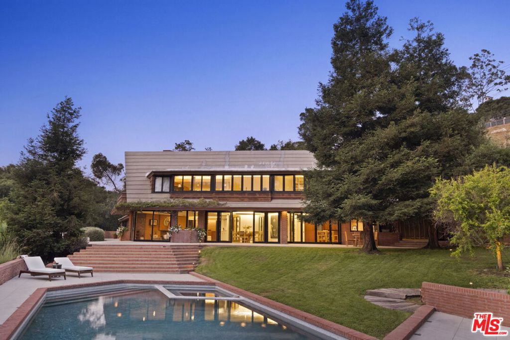 14148 Rustic Lane