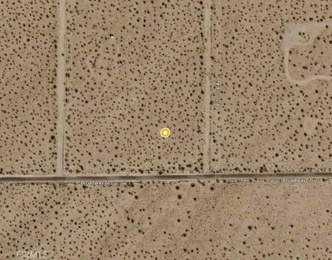 Photo of 0 California, Joshua Tree, CA 92252 (MLS # HD26173993)
