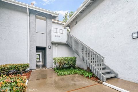 Photo of 9594 Pettswood Dr #4, Huntington Beach, CA 92646 (MLS # PW26003204)
