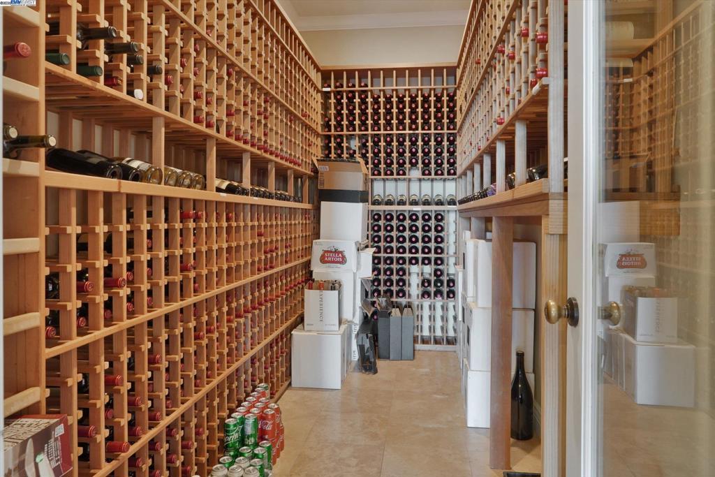 BRENTWOOD - Residential