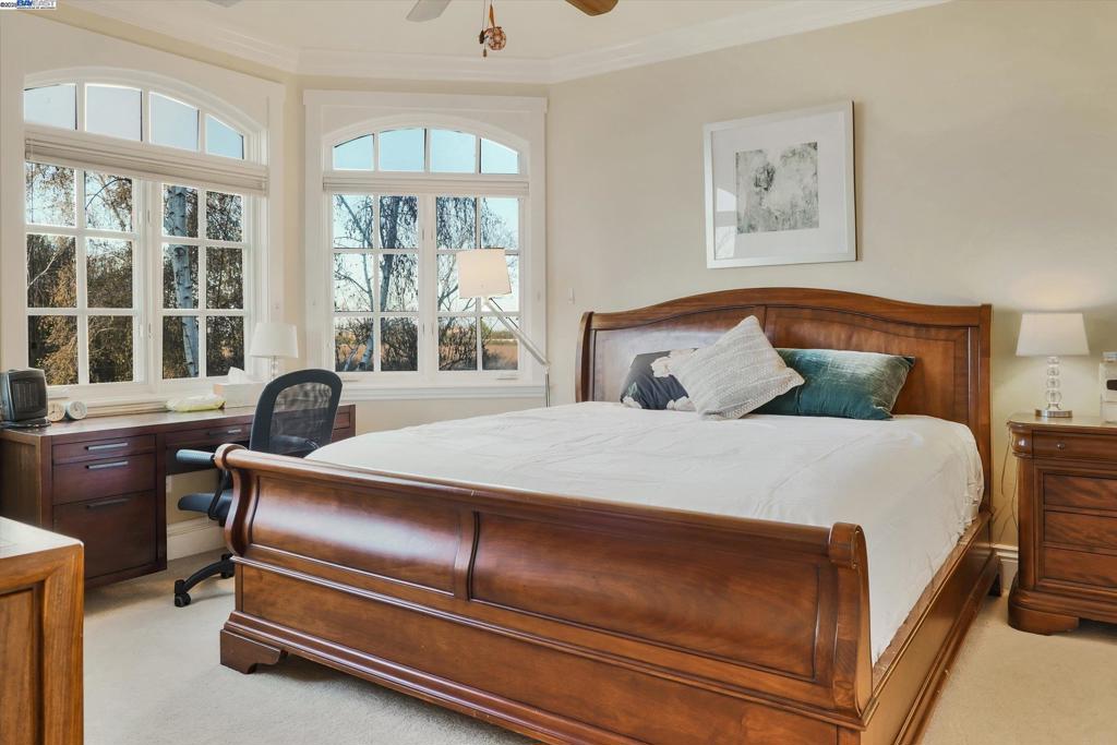 BRENTWOOD - Residential