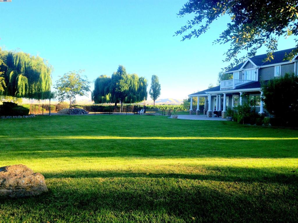 BRENTWOOD - Residential