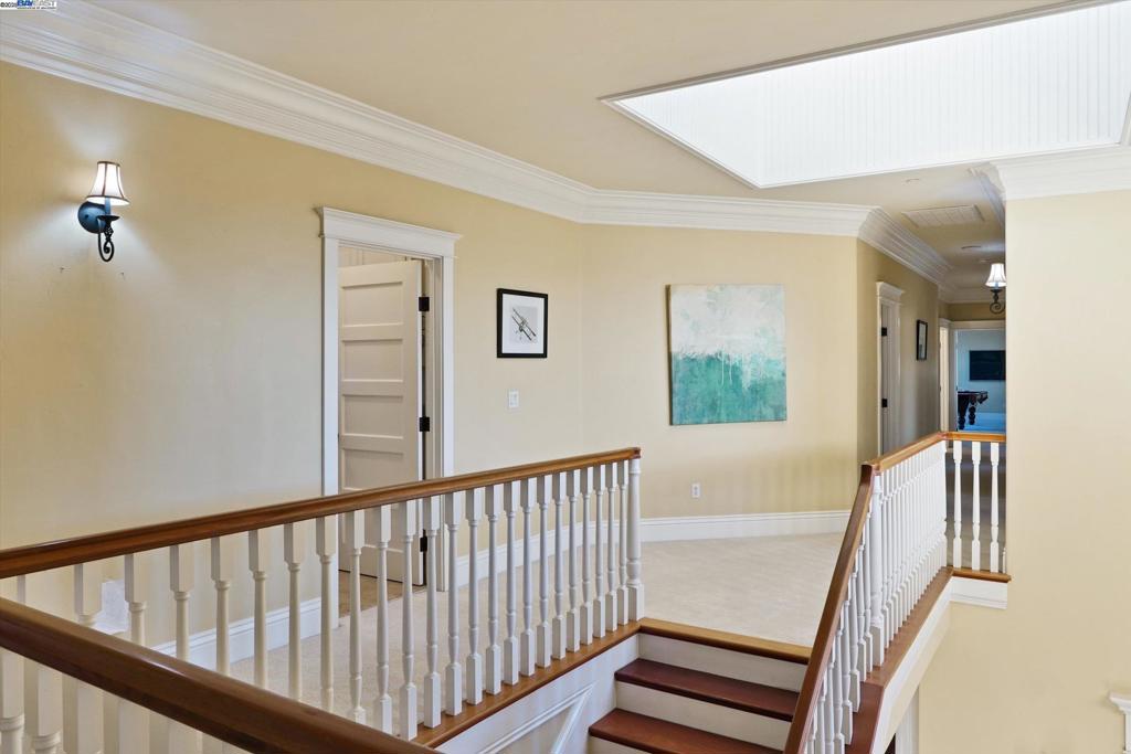 BRENTWOOD - Residential