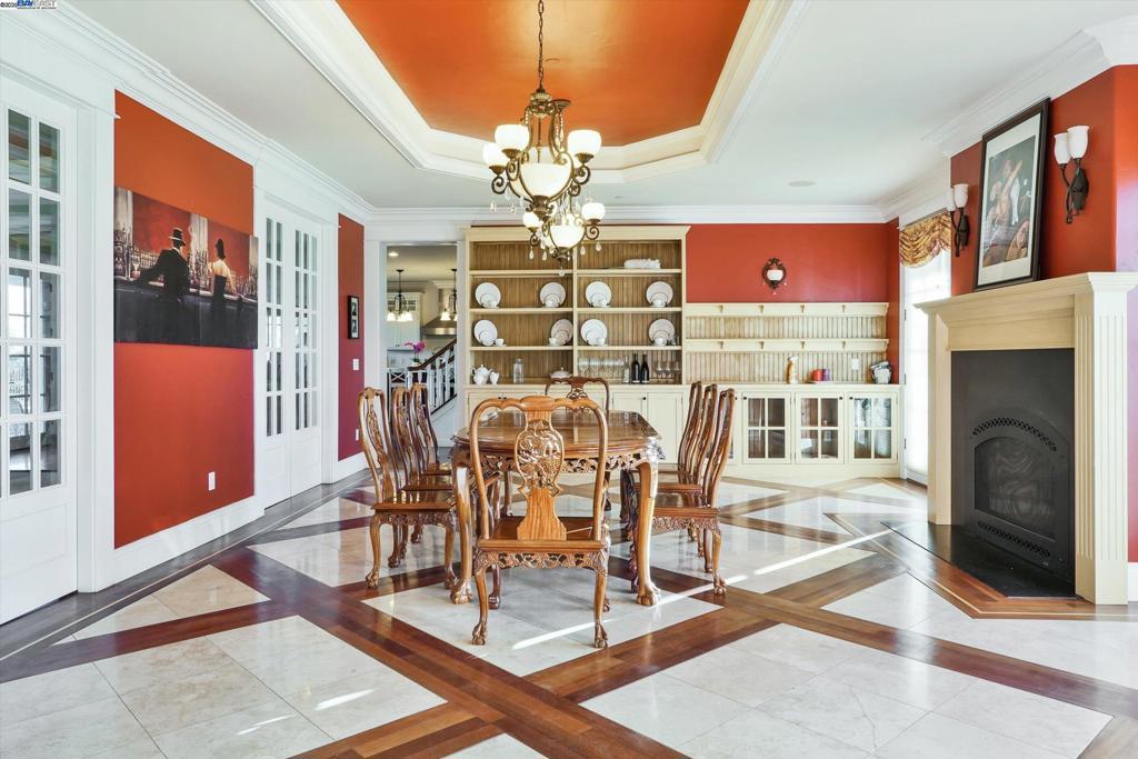 BRENTWOOD - Residential