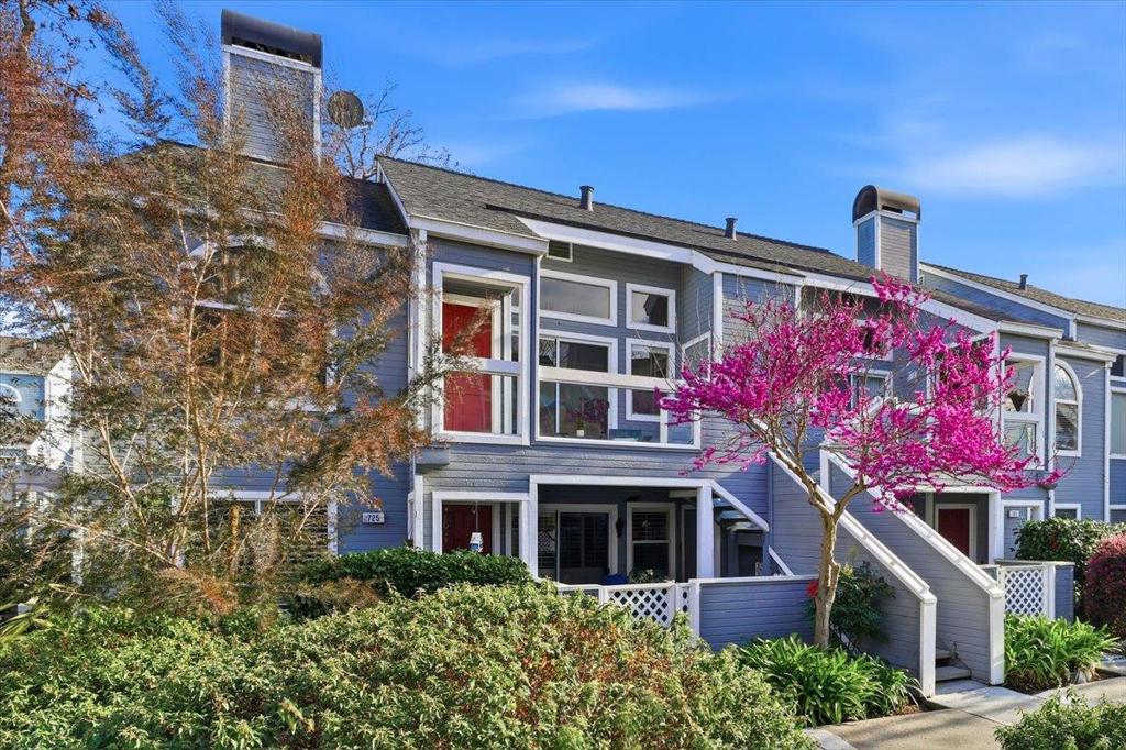 727 Portwalk Place, Redwood City CA 94065