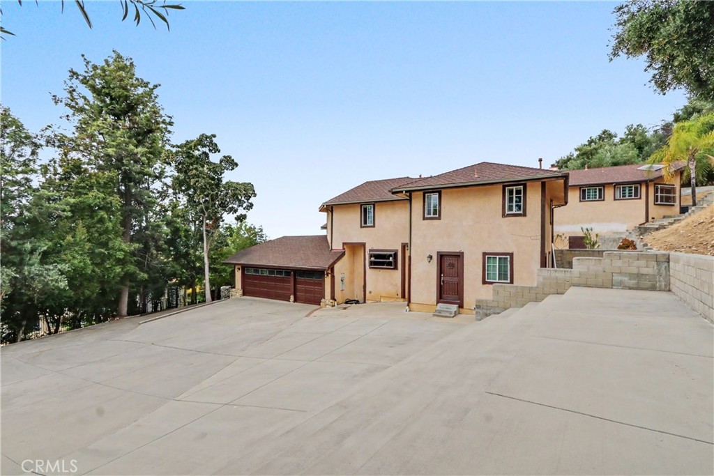 2251 Oak Shade