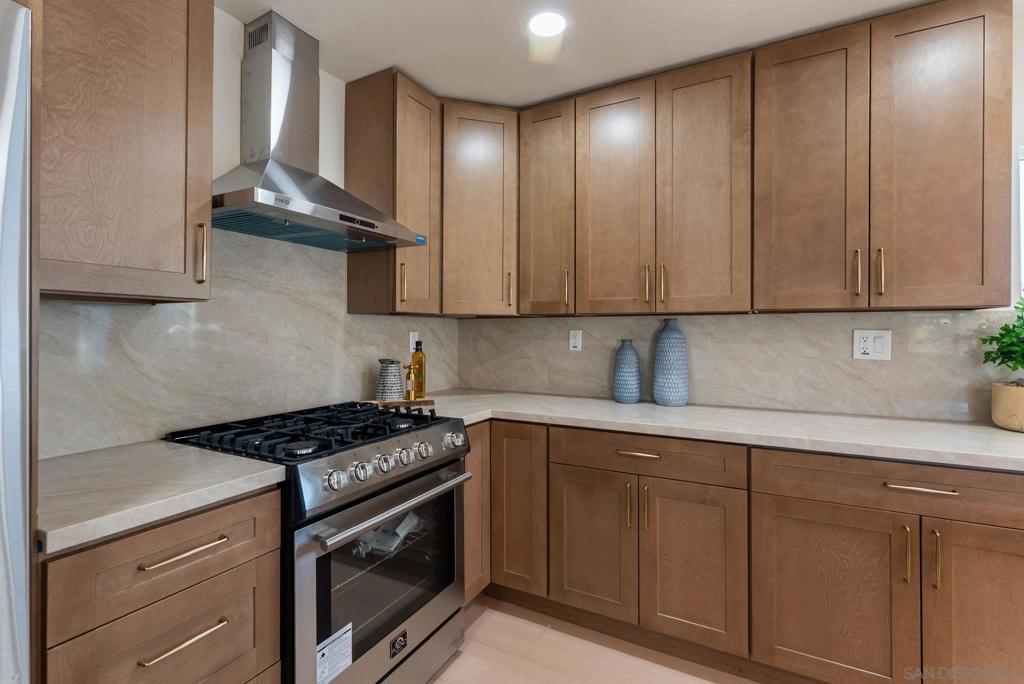 4320 Mount Foster Ave