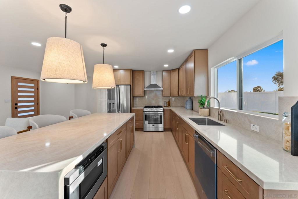 4320 Mount Foster Ave